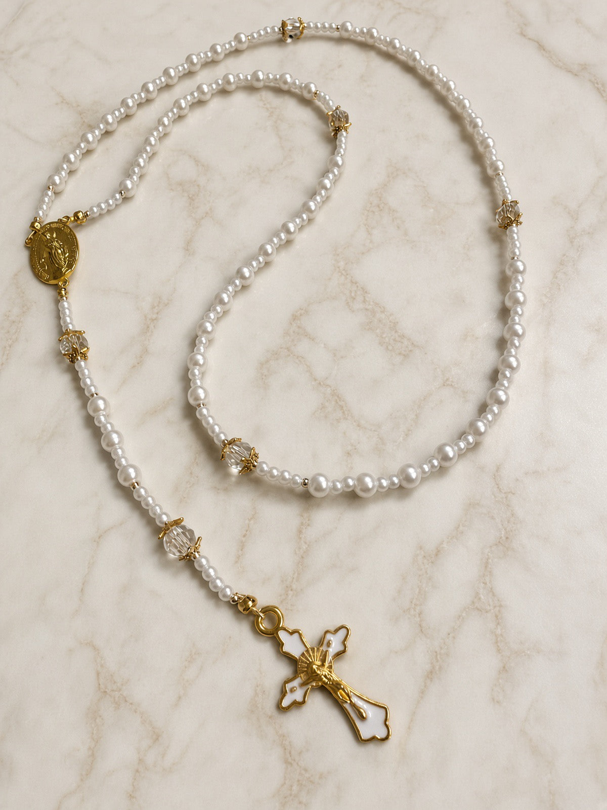 Pearl Rosary — Gold Miraculous Medal